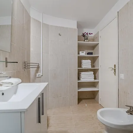 Апартаменти Skyline By The Sea - Playa De Americas *