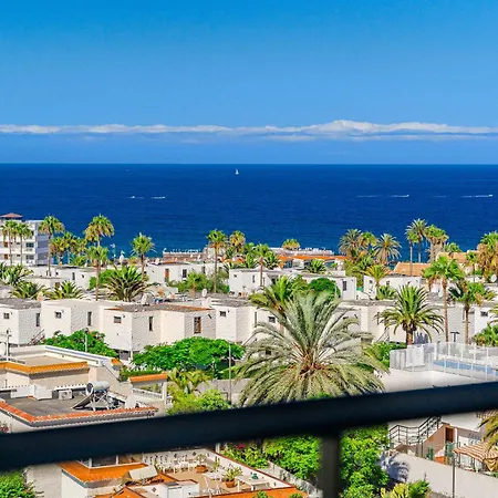 Skyline By The Sea - Playa De Americas * Плайя-де-лас-Амерікас